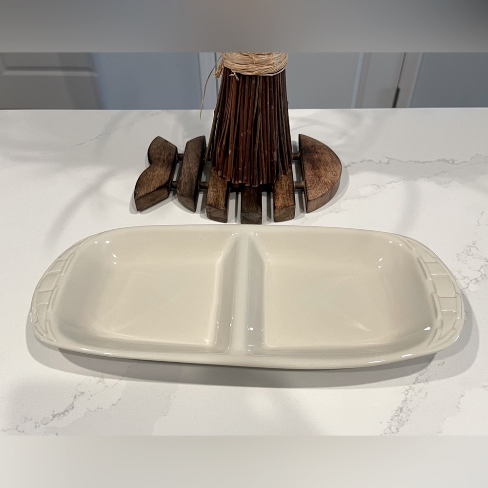 LONGABERGER WOVEN TRADITIONS DIVIDED SERVING TRAY IN IVORY ***EUC